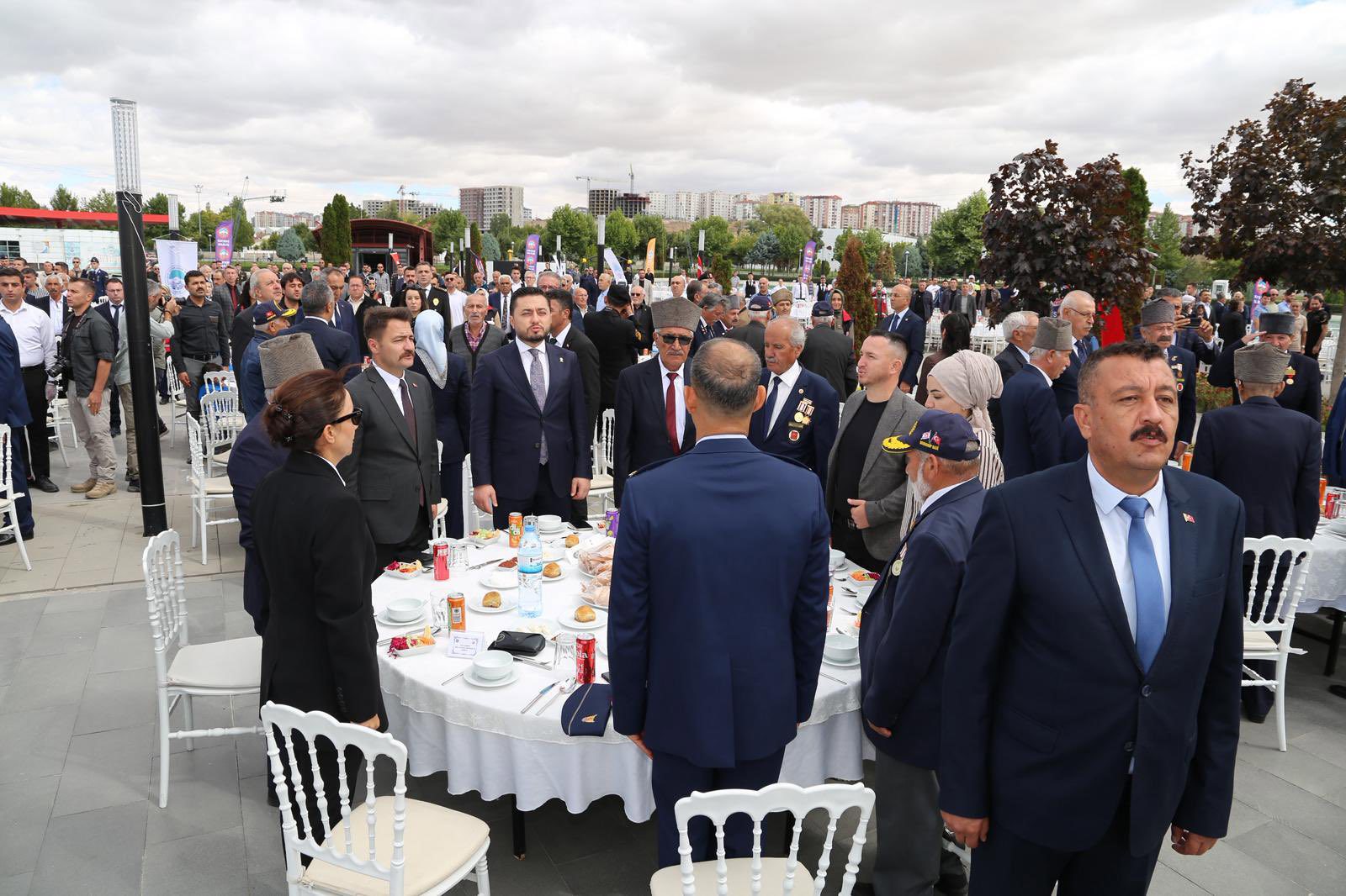 19 Eylül Gaziler Günü Münasebetiyle Düzenlenen Yemek Programı - fotoğraf 2