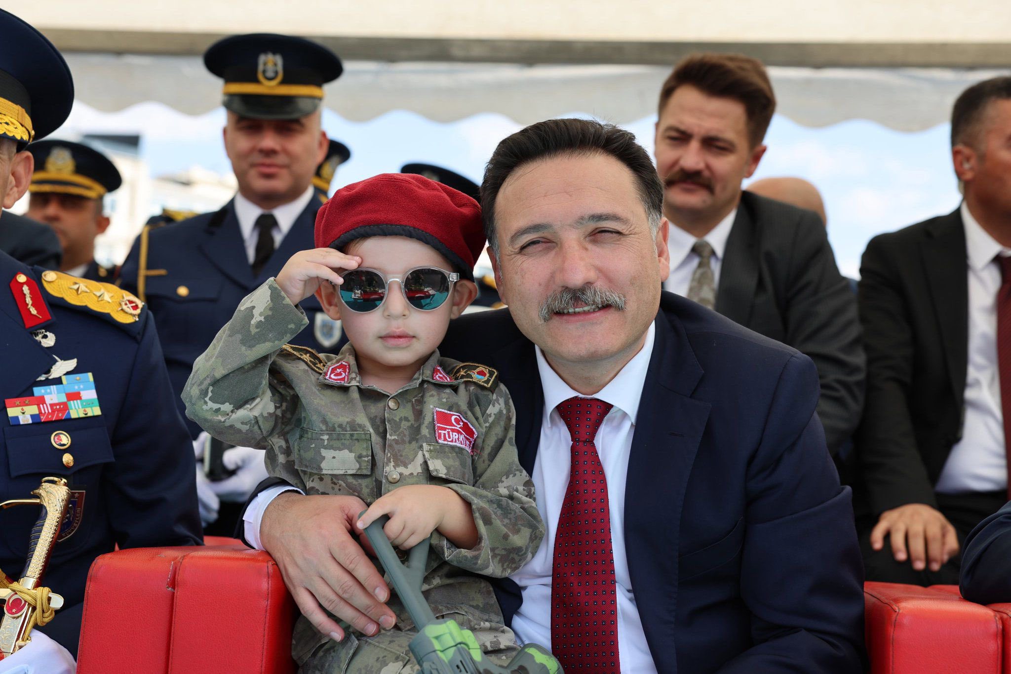 30 Ağustos Zafer Bayramı’nın 103’üncü Yılı Münasebetiyle Cumhuriyet Meydanı’nda Kutlama Programı Düzenlendi - fotoğraf 1