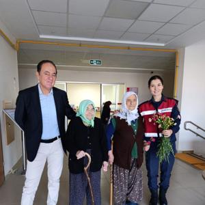 Hilmi Hafize Evin Huzurevi Ziyareti - fotoğraf 1