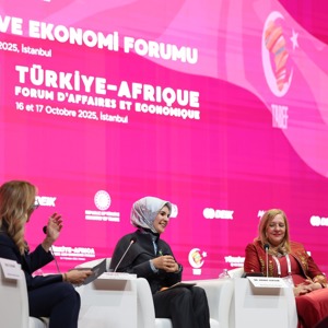 Bakanımız Göktaş, Kadın Liderliği ve Girişimcilik Diyaloğu Paneli'nde konuştu - fotoğraf 2