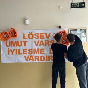 İl Müdürlüğümüze bağlı Sakarya Çocuk Evleri Sitesi’nde kalan çocuklarımızla birlikte LÖSEV Haftası kapsamında anlamlı ve farkındalık dolu bir etkinlik gerçekleştirdik - fotoğraf 2