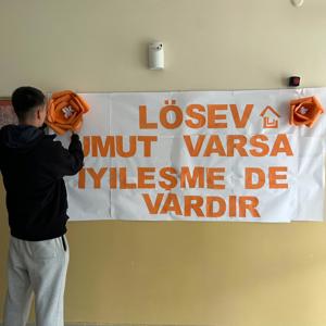 İl Müdürlüğümüze bağlı Sakarya Çocuk Evleri Sitesi’nde kalan çocuklarımızla birlikte LÖSEV Haftası kapsamında anlamlı ve farkındalık dolu bir etkinlik gerçekleştirdik - fotoğraf 11