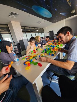 2025 Aile Yılı kapsamında Kuruluşumuzdan hizmet alan özel kişilerle Bingöl Kültür ve Turizm bakanlığına bağlı İl Halk Kütüphanesine ziyarette bulunuldu.  