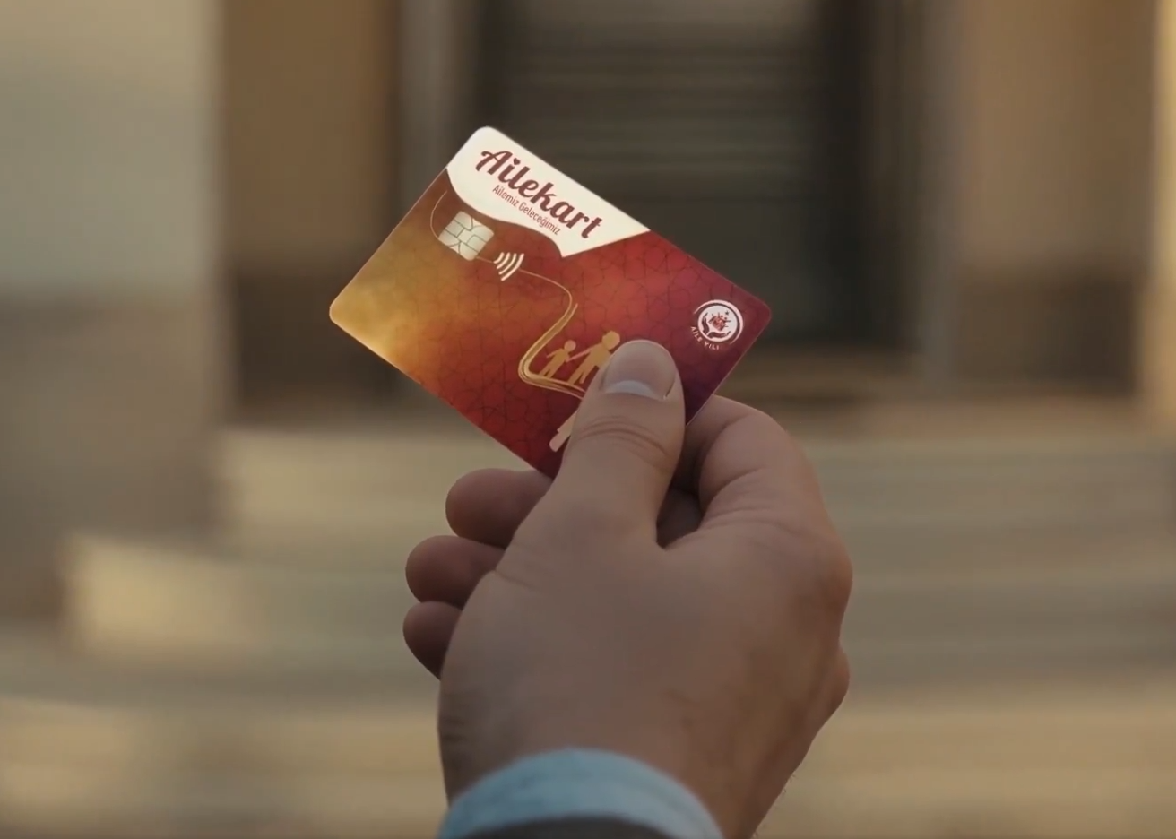 Sosyal Yardım Ödemelerinde Yeni Dönem: Aile Kart