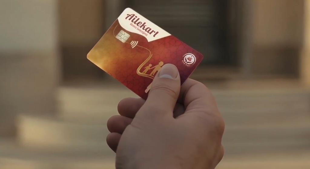 Sosyal Yardım Ödemelerinde Yeni Dönem: Aile Kart