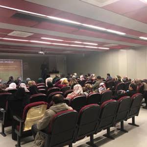 ŞÖNİM’den Öğrencilere Aile İçi ve Kadına Yönelik Şiddetle Mücadele ile Mahremiyet Konulu Semineri - fotoğraf 2