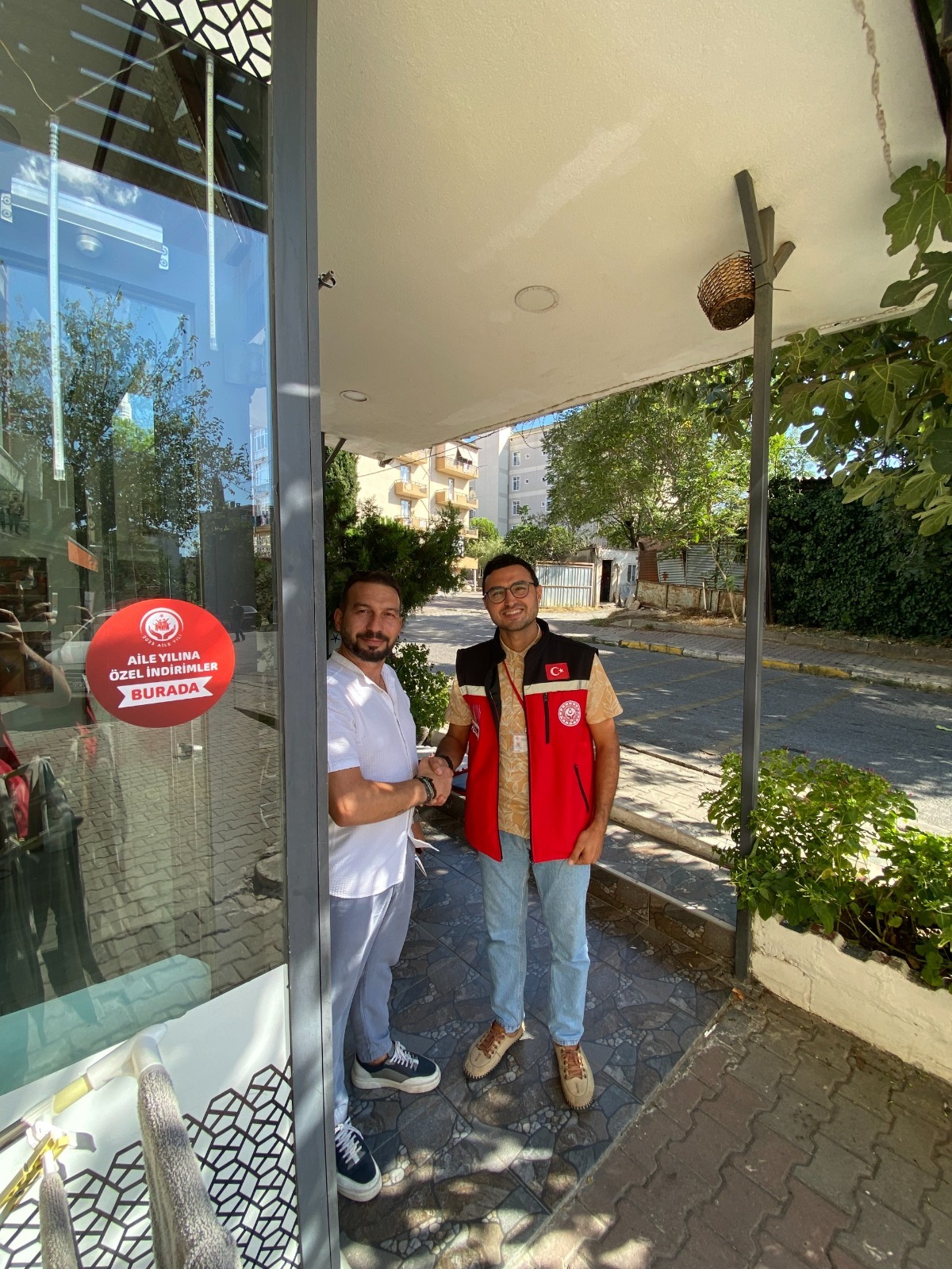 Aile Yılı Kapsamında Evlenecek Gençlere Destek Olmak Adına İndirimli Hizmetler İçin Firmalarla İşbirliği Anlaşmaları Yapmaya Devam Ediyoruz