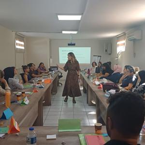 Denizli Toplum Sağlığı Merkezinde Aile İçi İletişim ve Hukuk Eğitimi Düzenlendi - fotoğraf 1