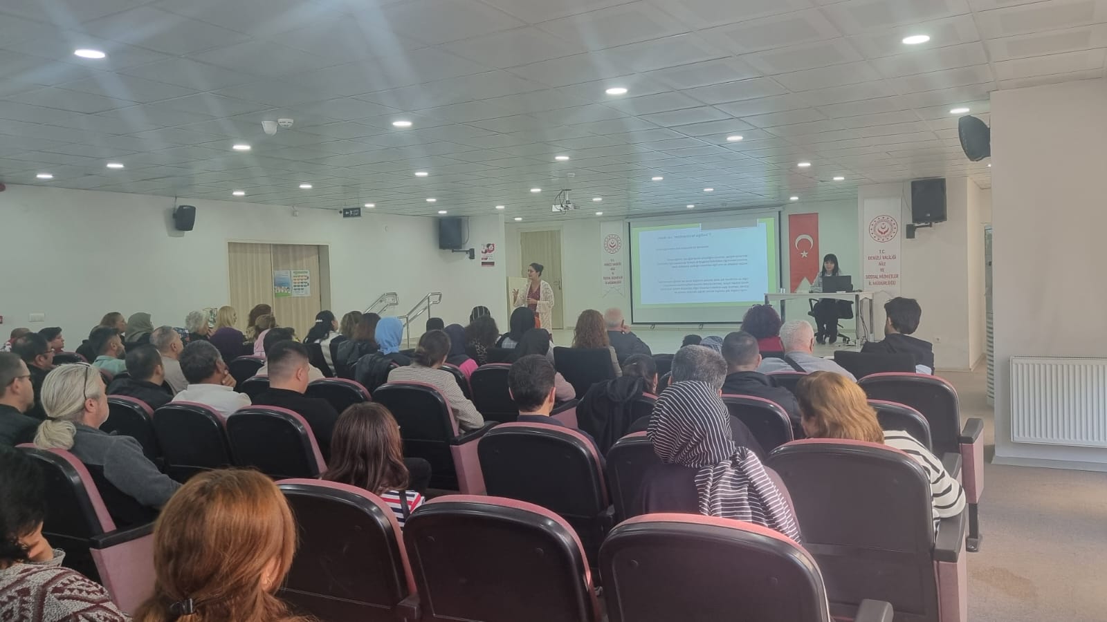 İl Müdürlüğümüzde Koruyucu Ailelere ‘Mahremiyet’ Konulu Eğitim Düzenlendi