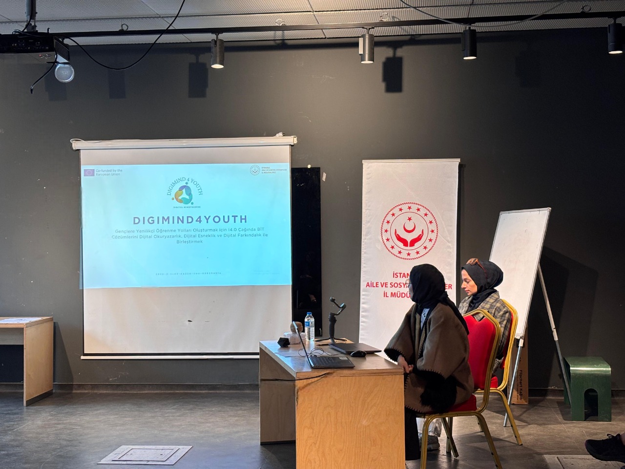 DigiMind4Youth” Projesi Kapsamında Dijital Farkındalık ve Dayanıklılık Atölyesi Gerçekleştirildi