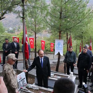 Baykan / Derince Köyü Şehitleri Dualarla Anıldı - fotoğraf 3