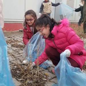 Çocuklar Daha Temiz Bir Dünya İçin Sahada - fotoğraf 7