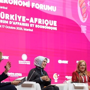Bakanımız Göktaş, Kadın Liderliği ve Girişimcilik Diyaloğu Paneli'nde konuştu - fotoğraf 2
