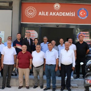 2025 Aile Yılı kapsamında ; Kilis Merkez Mahalle Muhtarları ile Aile Akademisinde Farkındalık Sunumu Gerçekleştirilmiştir. - fotoğraf 1