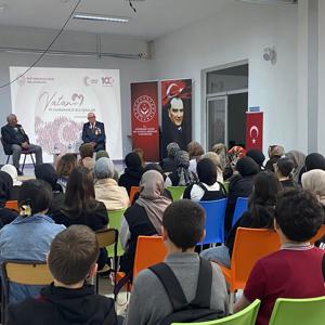 TOBB Kız Anadolu İmam Hatip Lisesi’nde "Vatan ve Kahramanlık Buluşmaları" düzenlendi. - fotoğraf 8
