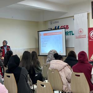 Şebinkarahisar'da Kadına Yönelik Şiddetle Mücadele Eğitimi Gerçekleştirildi - fotoğraf 2