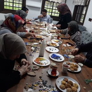 Şehit Yakınlarına Yönelik Haftalık Sanat Kursları Başladı - fotoğraf 12