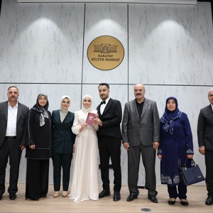 Bakanımız Sayın Mahinur Özdemir Göktaş Aile ve Gençlik Fonu ile Yeni Yuvalarını Kuran Elif ve Ali Çiftinin Mutlu Günlerine Şahitlik Etti - fotoğraf 4
