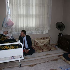 İl Müdürümüzden Yaşlı Teyzemize Hane Ziyareti  - fotoğraf 1