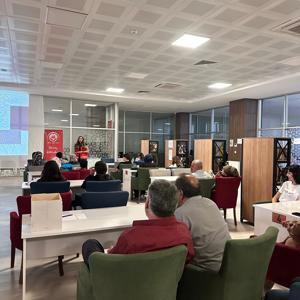 Afşin’de “Aile ve İnternet” Konulu Eğitim Gerçekleştirildi - fotoğraf 1