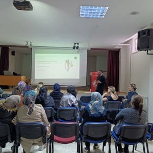 Aile Eğitim Programı Kapsamında Ahi Sinan İlkokulu’nda Eğitim Verildi - fotoğraf 2
