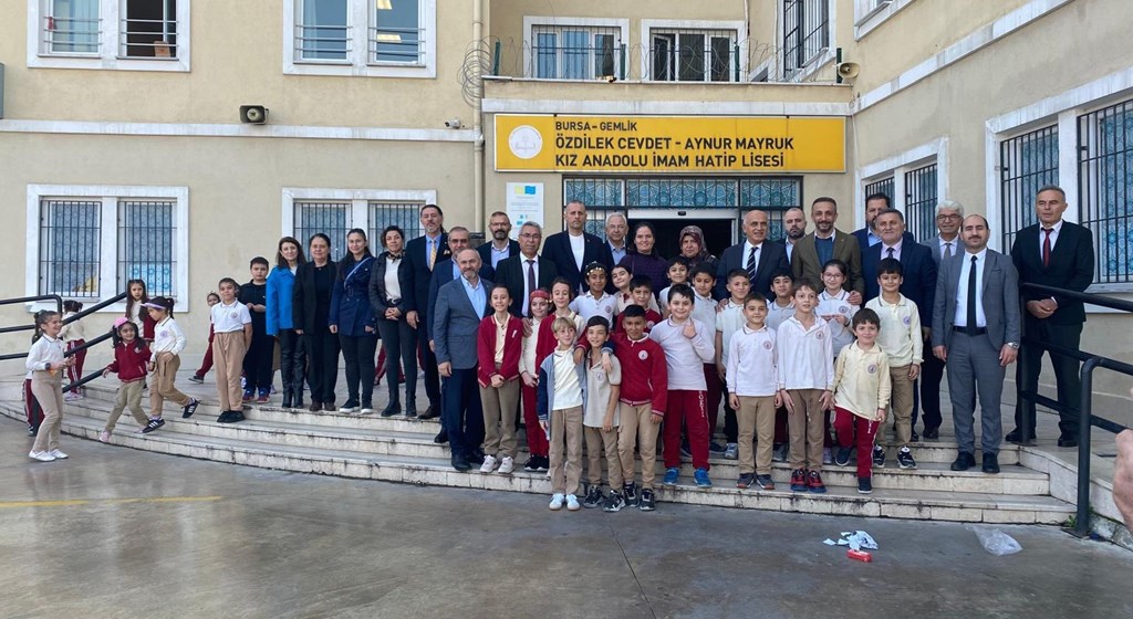 Vatanımız Uğruna Canlarını Ortaya Koyan Şehitlerimizin Kıymetli Aileleri İle Kahraman Gazilerimiz Ziyaret Edilmiştir