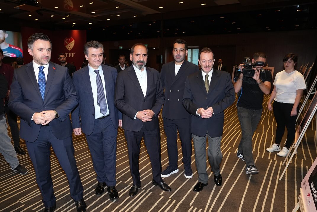 İl Müdürümüz Sn. Ömer TURAN, TFF ve ODEDDER İş Birliğiyle Düzenlenen Otizm Farkındalık Sergisi Açılışına Katıldı