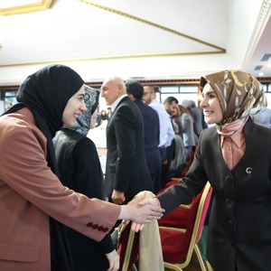 Bakanımız Göktaş, sosyal medya düzenlemesi için STK temsilcileriyle bir araya geldi - fotoğraf 3