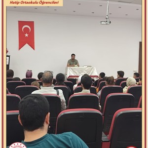 Ahmet Yesevi İmam Hatip Ortaokulu öğrencileri ve öğretmenleri, Sosyal Hizmet Merkezimizi ziyaret etti. - fotoğraf 5