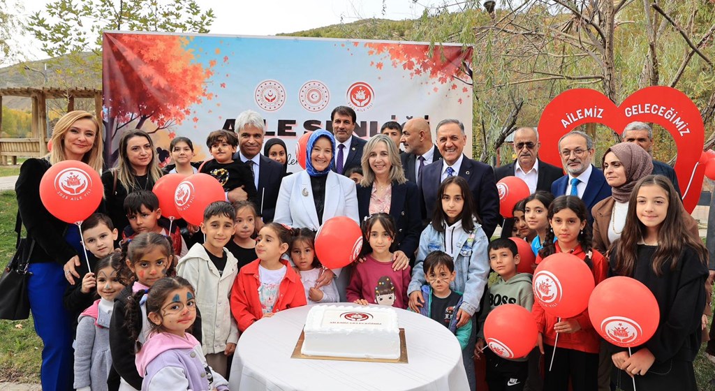 Bingöl’de “Aile Şenliği” Düzenlendi
