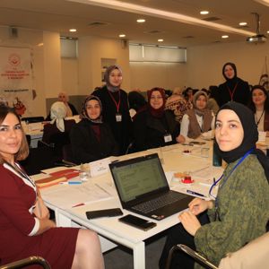 Kadının Güçlenmesi İl Eylem Planı Çalıştayı Gerçekleştirildi - fotoğraf 15