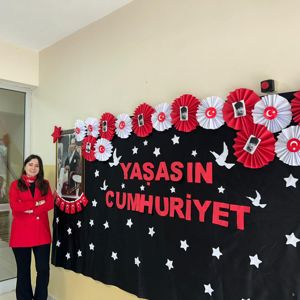 İl Müdürlüğümüze bağlı Sakarya Çocuk Evleri Sitesinde kalan çocuklarımız, değerli öğretmenleriyle birlikte 29 Ekim Cumhuriyet Bayramı’nı coşku ve gururla kutladılar. - fotoğraf 1
