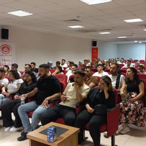 Akran Zorbalığı Konulu Seminer Düzenlendi - fotoğraf 1