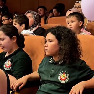 “Akıllı Tavşan Momo Orman Dostları” Müzikali Miniklerle Buluştu - fotoğraf 5