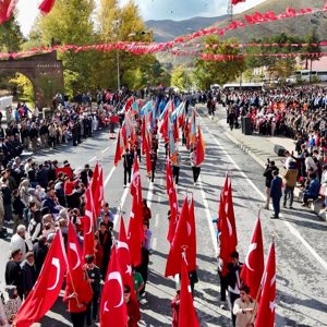 Cumhuriyetimizin 102. Yılı  Büyük Bir Coşkuyla Kutlandı - fotoğraf 1