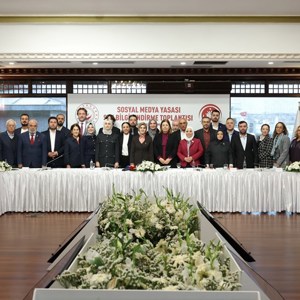 Bakanımız Göktaş, sosyal medya düzenlemesi için STK temsilcileriyle bir araya geldi - fotoğraf 6