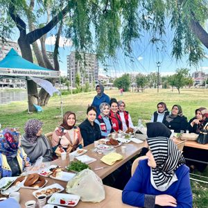 Kadınlara Yönelik Sosyal İyileştirme Etkinliği Düzenlendi - fotoğraf 3