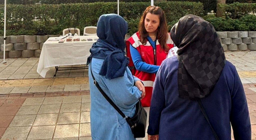 İl Genelinde Mobil Sosyal Hizmet Noktalarıyla Koruyucu ve Önleyici Hizmetlere Yönelik Bilgilendirme Faaliyetleri Gerçekleştirildi