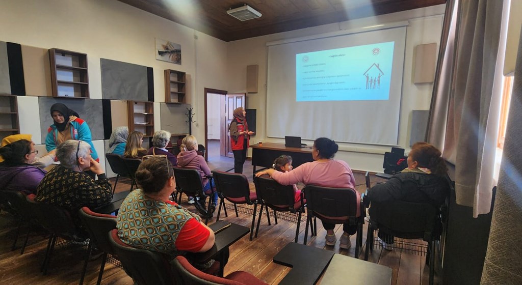 Aile Yılında Farkındalık Eğitimlerimiz Devam Ediyor.