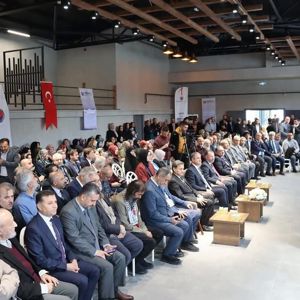 “Ailede Ebeveyn” Temalı Sempozyum Gerçekleştirildi - fotoğraf 1
