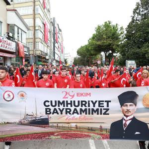 Cumhuriyetimizin 102. Yılı Kortej Yürüyüşünde Coşku ve Gururla Kutlandı   - fotoğraf 4