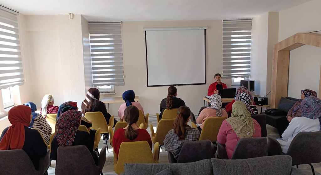 Evlilik ve Aile Hayatı Semineri