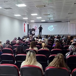 En İyi Narkotik Polisi: ANNE 🤱 - fotoğraf 2