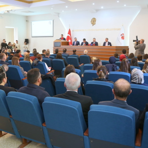 Çocukların Korunması, Dilencilikle Mücadele ve Okul Çevrelerinde Alınan Güvenlik Çalışmaları Sayın Valimiz Hüseyin Aksoy Başkanlığında Değerlendirildi. - fotoğraf 2