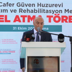 Cafer Güven Huzurevi Yaşlı Bakım ve Rehabilitasyon Merkezi'nin Temeli Atıldı - fotoğraf 4