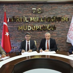 SANATA TEŞVİK VE SANATLA YAŞAM PROGRAMI İŞ BİRLİĞİ PROTOKOLÜ İMZALANDI - fotoğraf 3