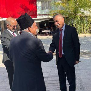 29 Ekim Cumhuriyet Bayramı Vesilesiyle Pertek İlçemizde Aziz Şehitlerimizin Yakınları ve Gazilerimiz ile Çelenk Törenine Katılım Gösterilmiştir - fotoğraf 4