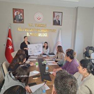 “Kendi Kendine Yardım ve Fazlası“ Konulu Eğitim  - fotoğraf 2