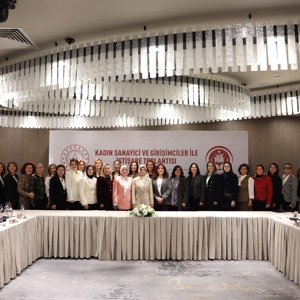 Aile ve Sosyal Hizmetler Bakanımız Göktaş Bursa’da kadın sanayici ve girişimcilerle buluştu - fotoğraf 3