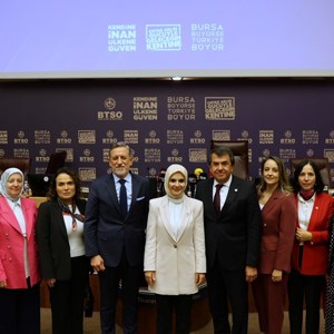 Aile ve Sosyal Hizmetler Bakanımız Göktaş, Bursa Ticaret ve Sanayi Odası'nda konuştu - fotoğraf 5